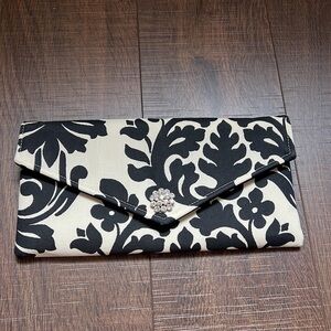New!! Black and white Clutch bag.